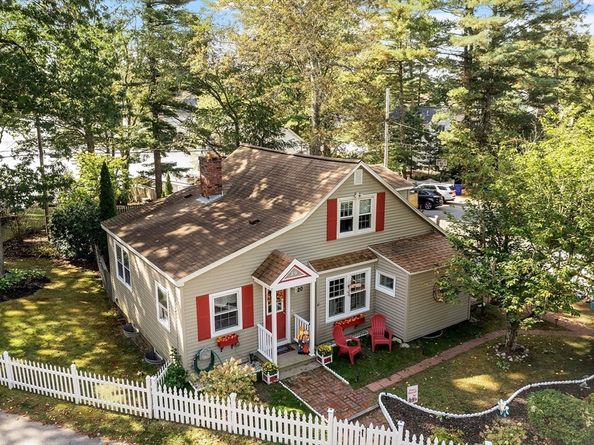 20 4th Lane, Chelmsford MA 01824