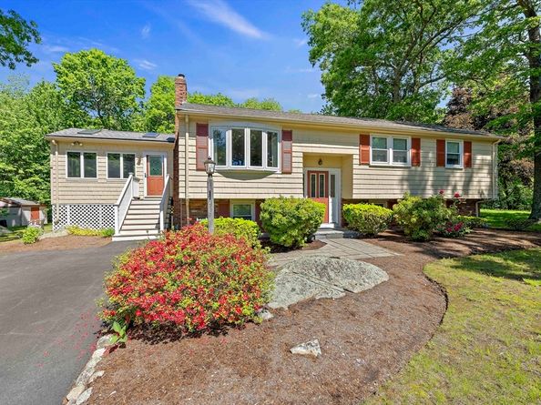156 Third St, Stoughton MA 02072