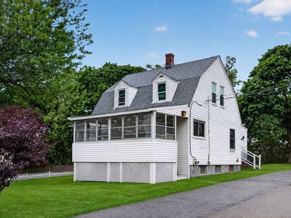 130 Dale St, Revere MA 02151