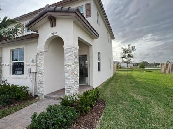 12308 NW 23 Ct 12308, Miami FL 33167