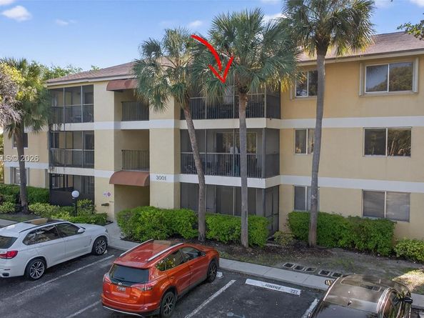 3001 N Oakland Forest Dr 302, Oakland Park FL 33309
