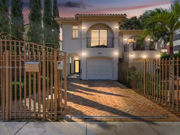 2924 Bridgeport Ave, Miami FL 33133