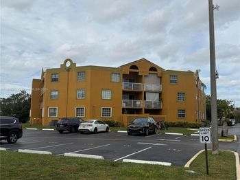 9735 Fontainebleau Blvd