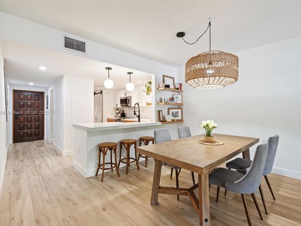 2600 Cardena St 11, Coral Gables FL 33134