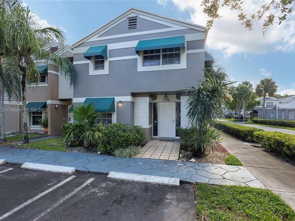 5128 SW 123rd Ave, Cooper City FL 33330