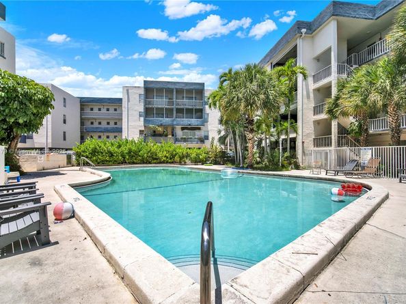 16750 NE 10th Ave 126, North Miami Beach FL 33162