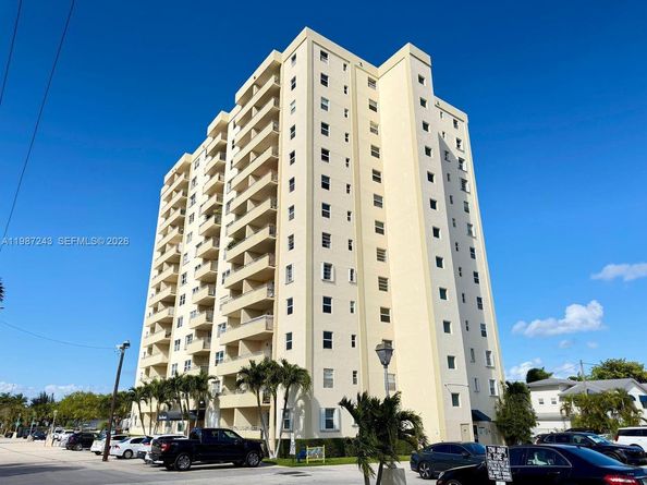 900 NE 18th Avenue 304, Fort Lauderdale FL 33304