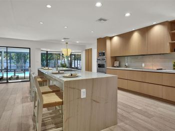 5801 SW 37th terrace