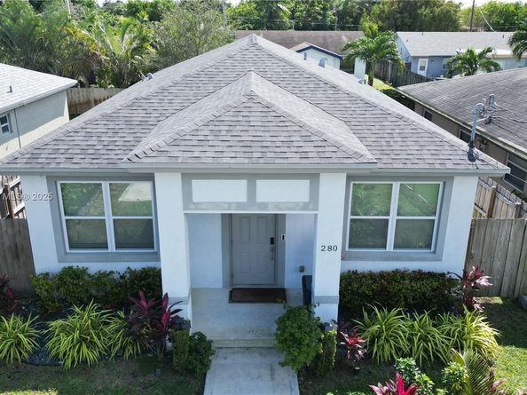 280 NE 35th St, Oakland Park FL 33334