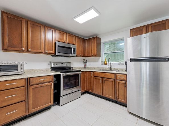 1464 SW 29th Ave, Fort Lauderdale FL 33312