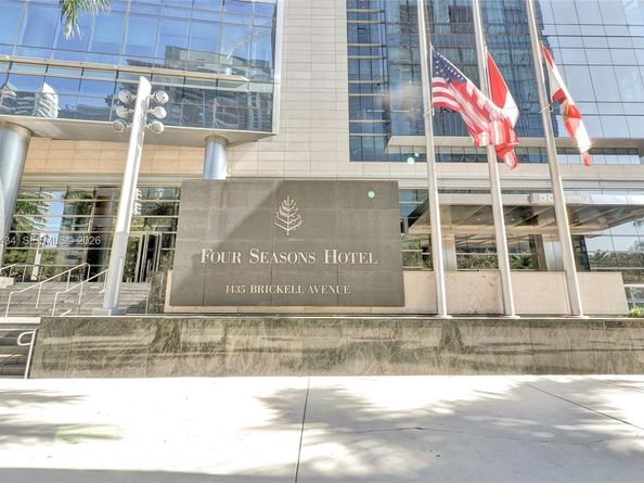 1435 Brickell Ave 3308, Miami FL 33131