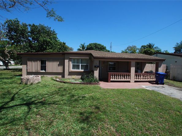 1801 NE 176th St, North Miami Beach FL 33162