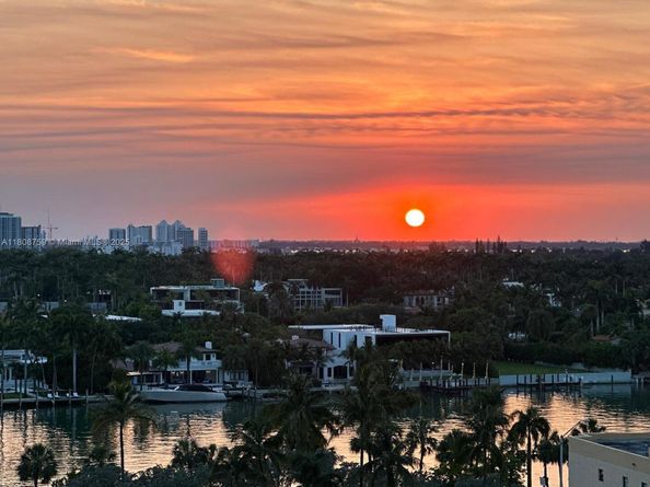 6423 Collins Ave 1001, Miami Beach FL 33141