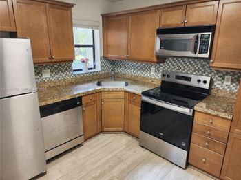 2471 NW 49th Ter