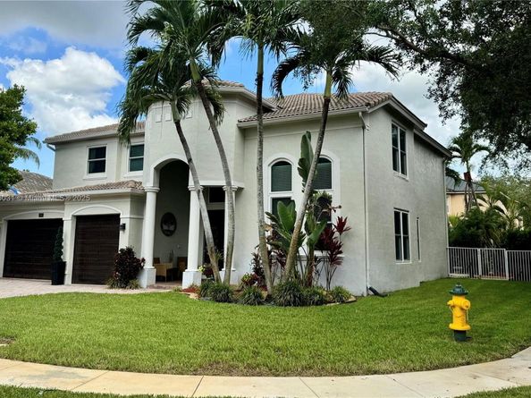 12917 SW 23rd St, Miramar FL 33027