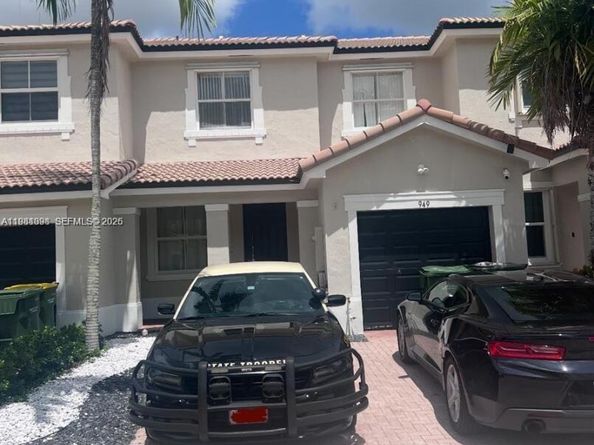 949 NE 42nd Ave, Homestead FL 33033