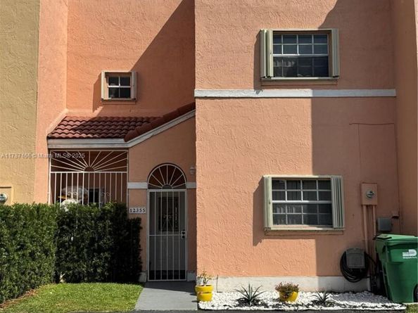 12355 NW 7th Ln, Miami FL 33182