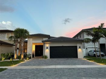 4363 SW 173rd Ave