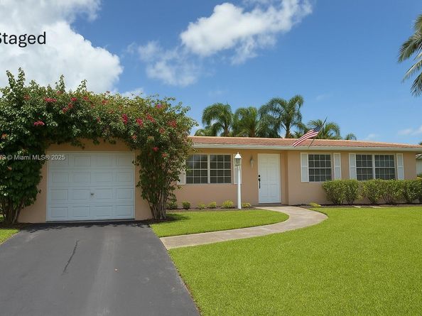 830 SW 64th Pkwy, Pembroke Pines FL 33023