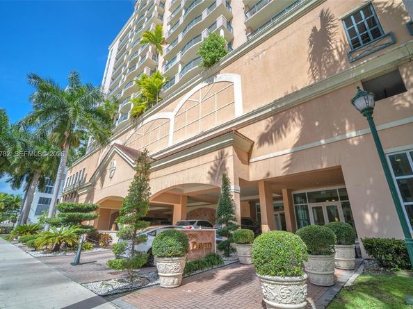 17555 Atlantic Blvd 707, Sunny Isles Beach FL 33160