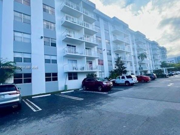 Undisclosed Address #A12060344, North Miami Beach FL 33160