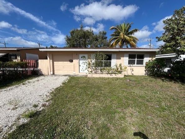 6209 Dawson St, Hollywood FL 33023