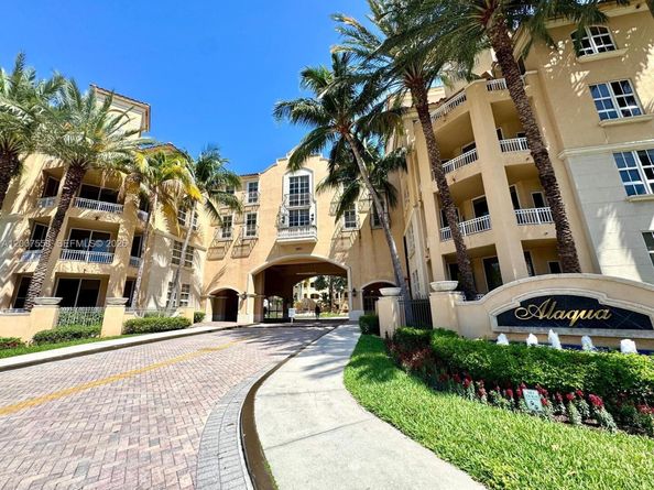 3001 NE 185th St 225, Aventura FL 33180