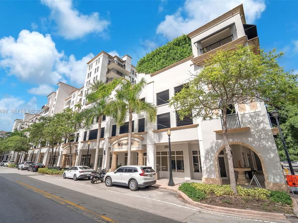 4100 Salzedo St 519, Coral Gables FL 33146
