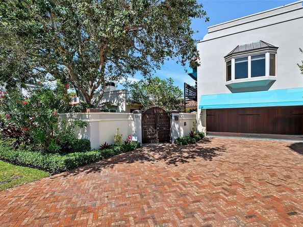 325 Bontona Ave, Fort Lauderdale FL 33301