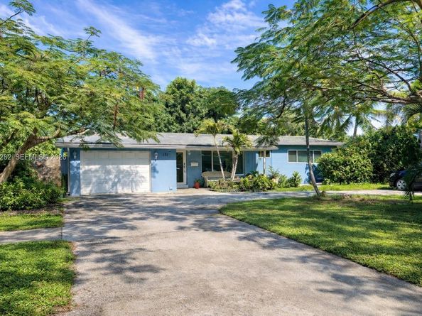 131 SE 11th St, Deerfield Beach FL 33441