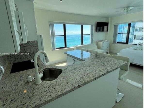 6345 Collins Ave 908, Miami Beach FL 33141