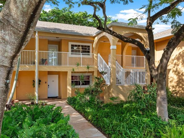 401 SE 10th St B205, Dania Beach FL 33004