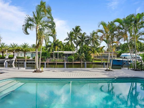 1724 SW 5th St, Fort Lauderdale FL 33312