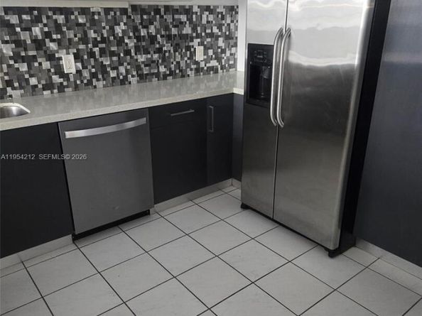 1301 NE Miami Gardens Dr 314W, Miami FL 33179