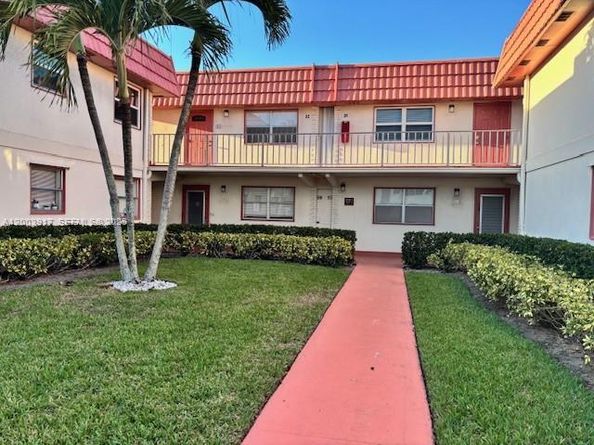 8 Saxony A 8, Delray Beach FL 33446