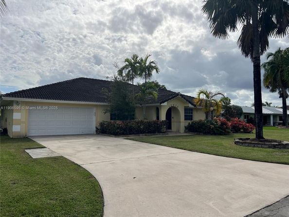 12970 SW 187th Ter, Miami FL 33177