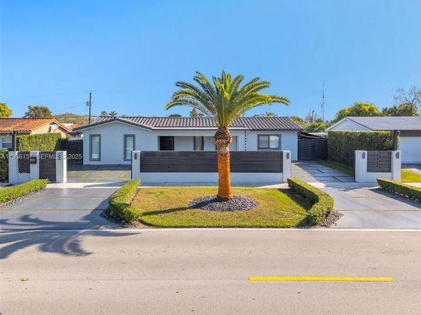 Undisclosed Address #A11936157, Miami FL 33175