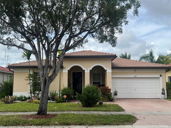 3985 NE 15th St, Homestead FL 33033