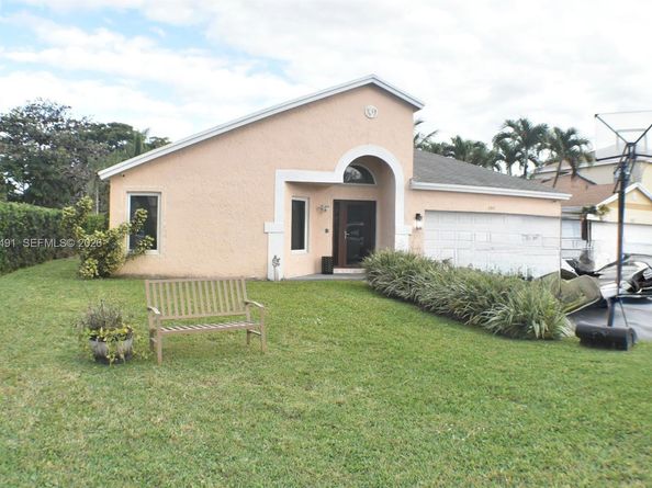 2841 Huron Way, Miramar FL 33025