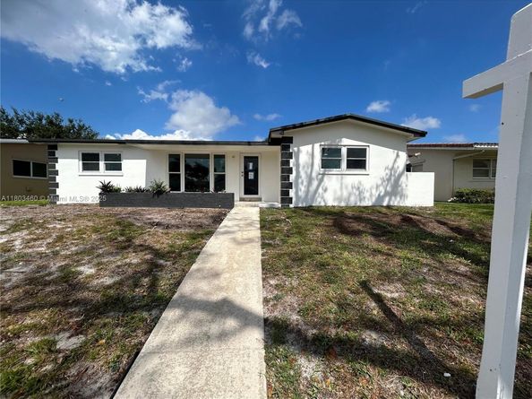 2021 N 53rd Ave, Hollywood FL 33021