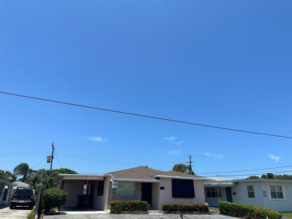126 W Blue Heron Boulevard, Riviera Beach FL 33404