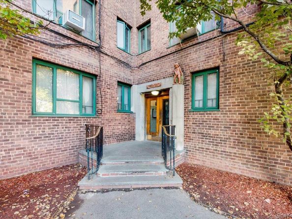 99 Metropolitan Oval 8F, Bronx NY 10462