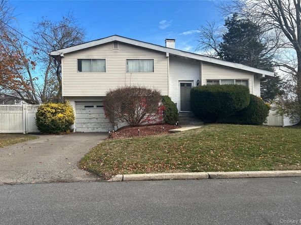 259 W 24th Street, Deer Park NY 11729