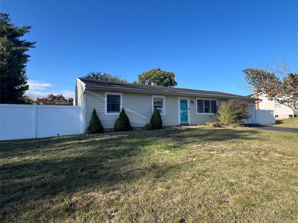 43 Rush Street, Port Jefferson Station NY 11776