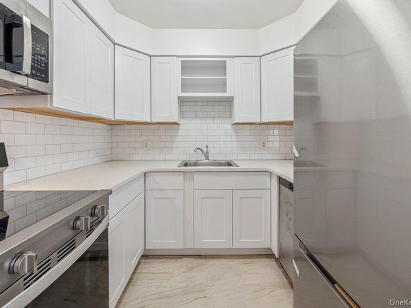 15 Essex Place 15K, Yorktown Heights NY 10598