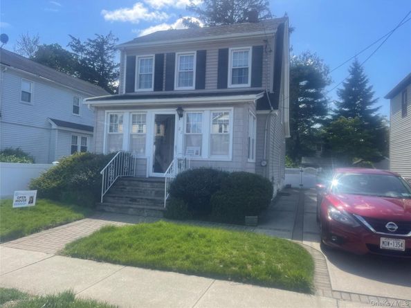 22 Eton Street, Valley Stream NY 11581