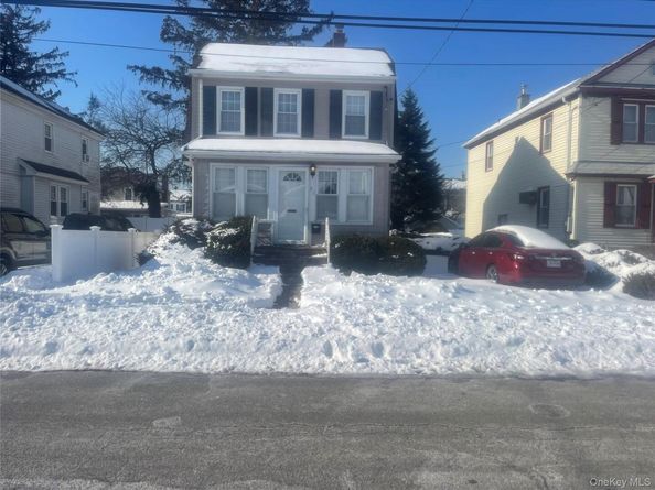 22 Eton Street, Valley Stream NY 11581