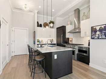 100 Garvies Point Road
