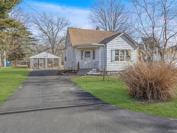 117 Ohio Avenue, Medford NY 11763