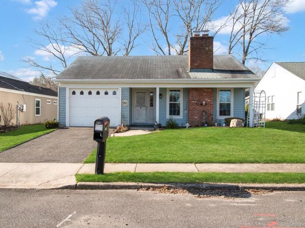 475 Stratford Lane, Ridge NY 11961